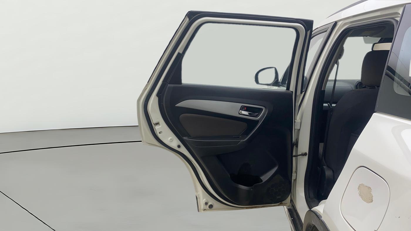 2020 Toyota URBAN CRUISER PREMIUM GRADE AT, Petrol, Automatic, 1,45,623 km, LHS Rear Door