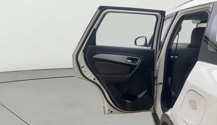 2020 Toyota URBAN CRUISER PREMIUM GRADE AT, Petrol, Automatic, 1,45,579 km, LHS Rear Door