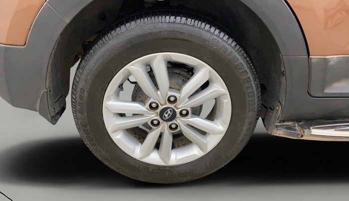 2017 Hyundai Creta S PLUS 1.4 DIESEL, Diesel, Manual, 1,17,398 km, Right Rear Wheel