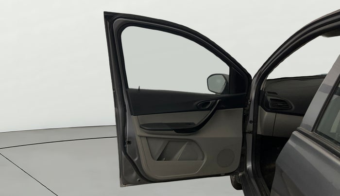 2019 Tata Tiago XZ PETROL, Petrol, Manual, 70,051 km, LHS Front Door