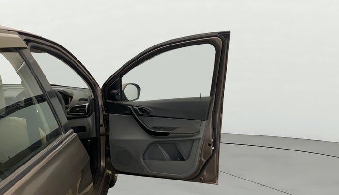 2017 Tata TIGOR XT PETROL, Petrol, Manual, 56,510 km, RHS Front Door