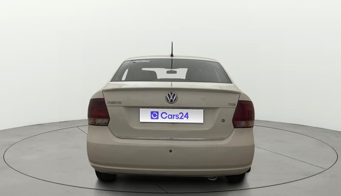 2014 Volkswagen Vento HIGHLINE DIESEL 1.6, Diesel, Manual, 1,05,013 km, Back/Rear
