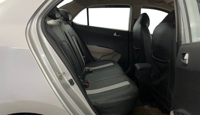 2016 Hyundai Xcent S 1.2, Petrol, Manual, 56,181 km, Right Side Rear Door Cabin