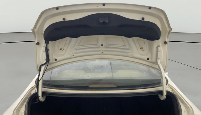 2016 Hyundai Verna 1.6 CRDI SX (O), Diesel, Manual, 90,522 km, Boot Door Open