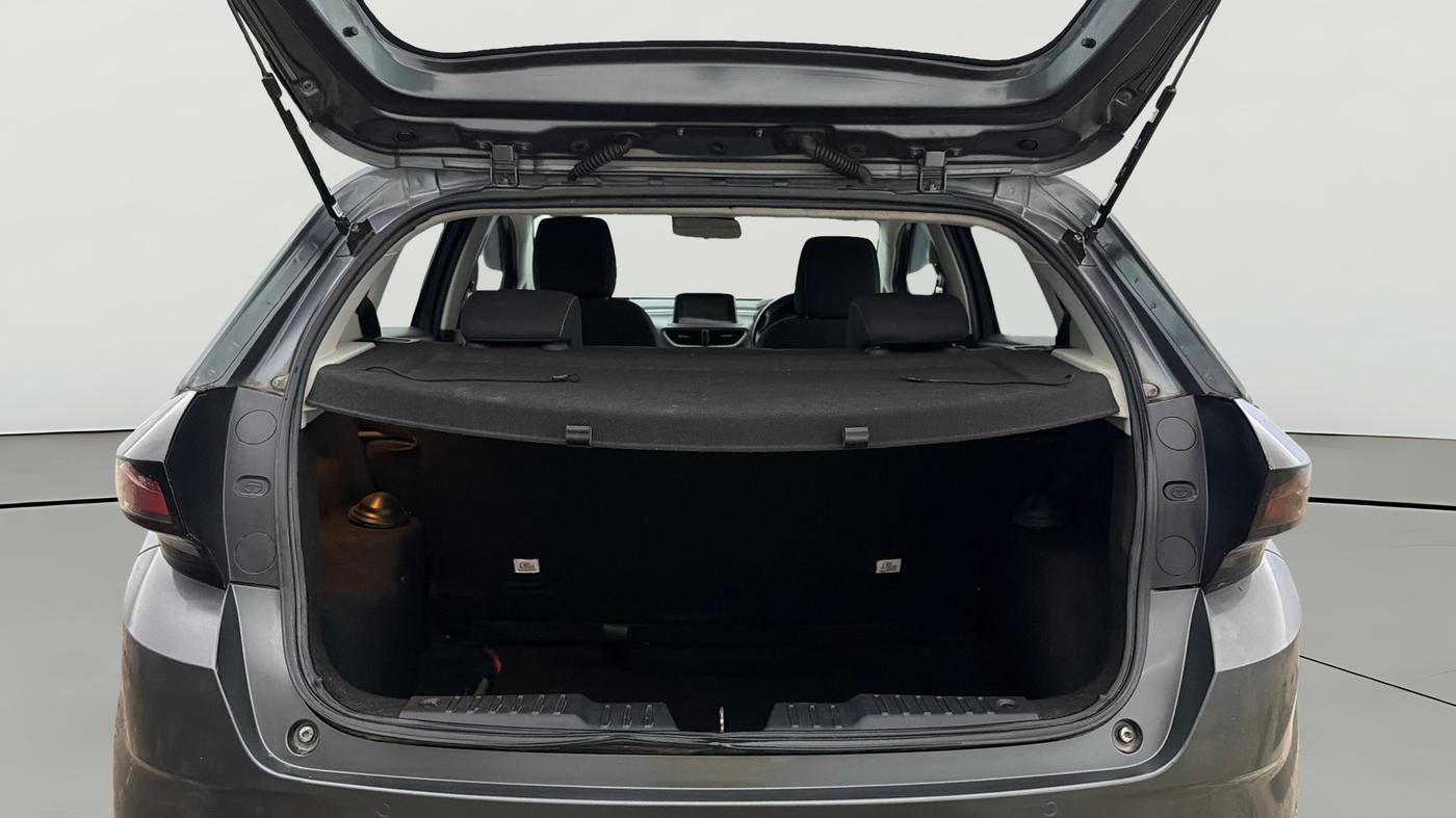 2023 Tata ALTROZ XZA, Petrol, Automatic, 23,796 km, Boot Open Zoomed View