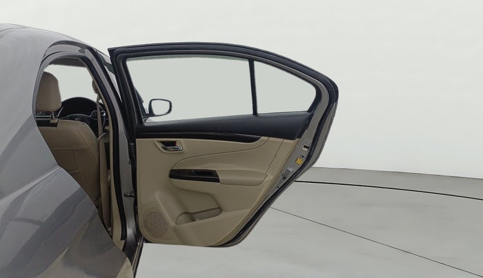 2017 Maruti Ciaz DELTA 1.4 MT PETROL, Petrol, Manual, 86,906 km, RHS Rear Door