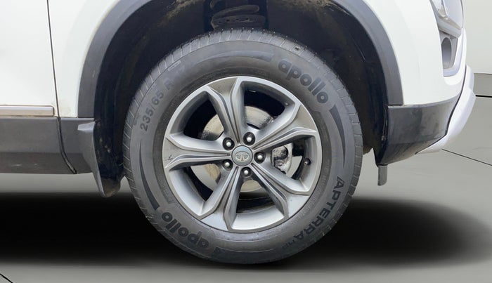 2022 Tata Harrier XTA 2.0L KRYOTEC PLUS, Diesel, Automatic, 73,326 km, Right Front Wheel