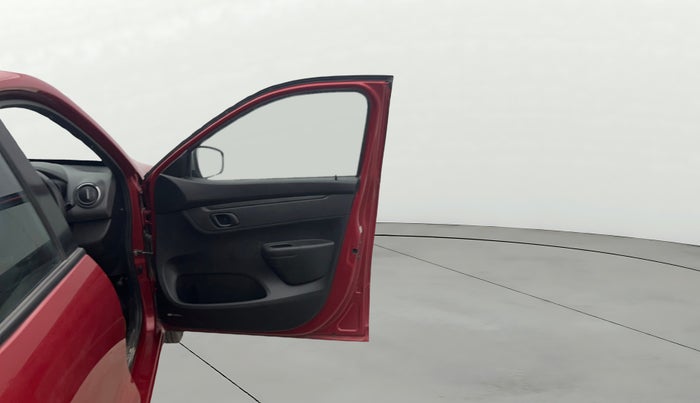 2018 Renault Kwid RXT 1.0 AMT (O), Petrol, Automatic, 24,119 km, RHS Front Door