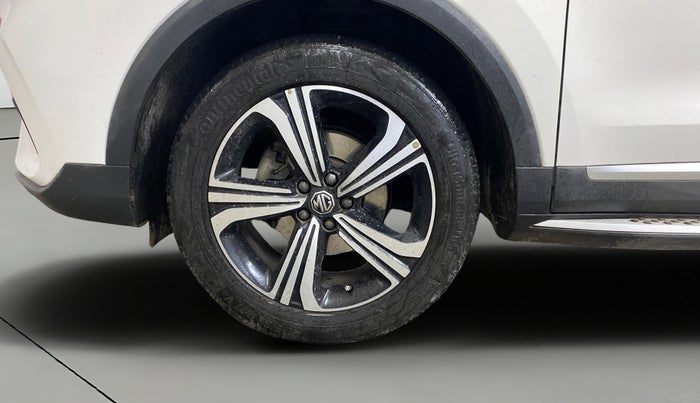 2022 MG ASTOR SHARP 1.5 MT, Petrol, Manual, 17,721 km, Left Front Wheel