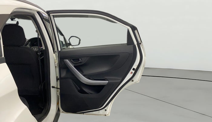 2023 Tata NEXON XMA PETROL, Petrol, Automatic, 28,958 km, RHS Rear Door