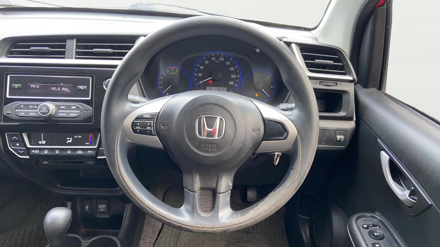 2018 Honda Brio VX AT, Petrol, Automatic, 1,45,095 km, Steering Wheel Close Up