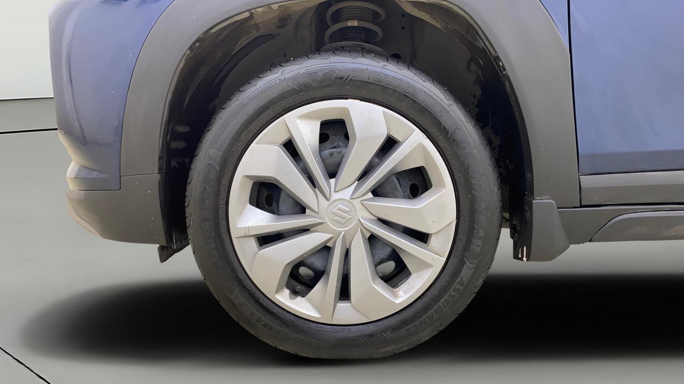 2024 Maruti FRONX DELTA 1.2 AGS, Petrol, Automatic, 2,582 km, Left Front Wheel