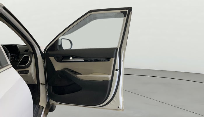 2022 KIA SELTOS HTX 1.5 DIESEL AT, Diesel, Automatic, 77,775 km, RHS Front Door