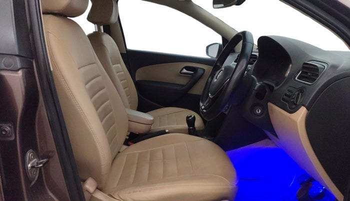 2017 Volkswagen Ameo HIGHLINE1.5L, Diesel, Manual, 86,048 km, Right Side Front Door Cabin