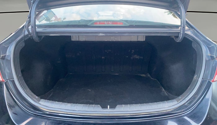 2018 Hyundai Verna 1.6 VTVT SX O, Petrol, Manual, 2,026 km, Boot Open Zoomed View