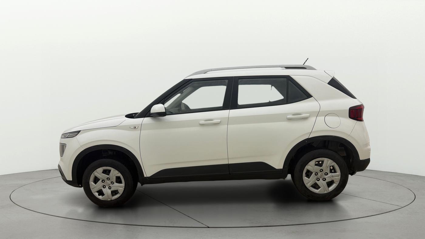 2021 Hyundai VENUE S 1.2, Petrol, Manual, 52,591 km, Left Side