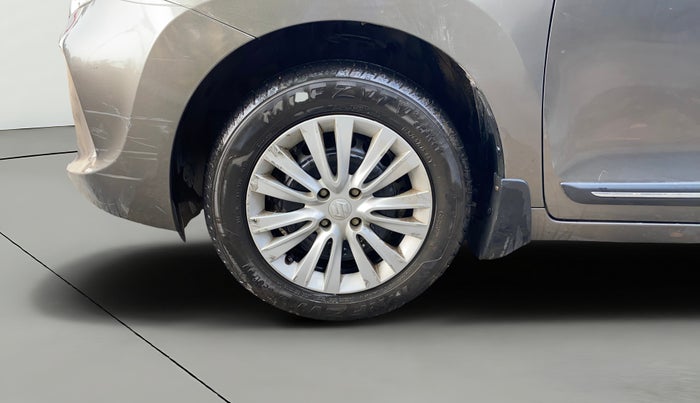 2021 Maruti Baleno DELTA PETROL 1.2, Petrol, Manual, 34,595 km, Left Front Wheel