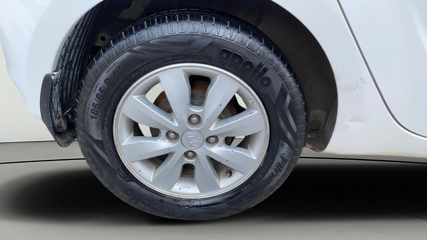 2013 Hyundai i20 SPORTZ 1.2, Petrol, Manual, 35,215 km, Right Rear Wheel