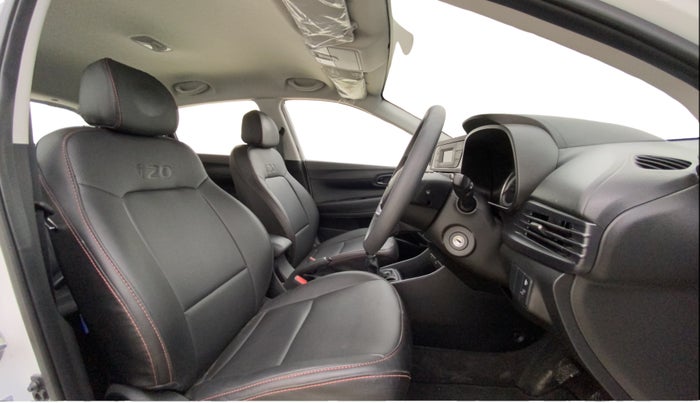 2023 Hyundai NEW I20 MAGNA 1.2 MT, Petrol, Manual, 12,754 km, Right Side Front Door Cabin