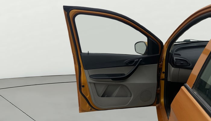 2018 Tata Tiago XT PETROL, Petrol, Manual, 63,565 km, LHS Front Door