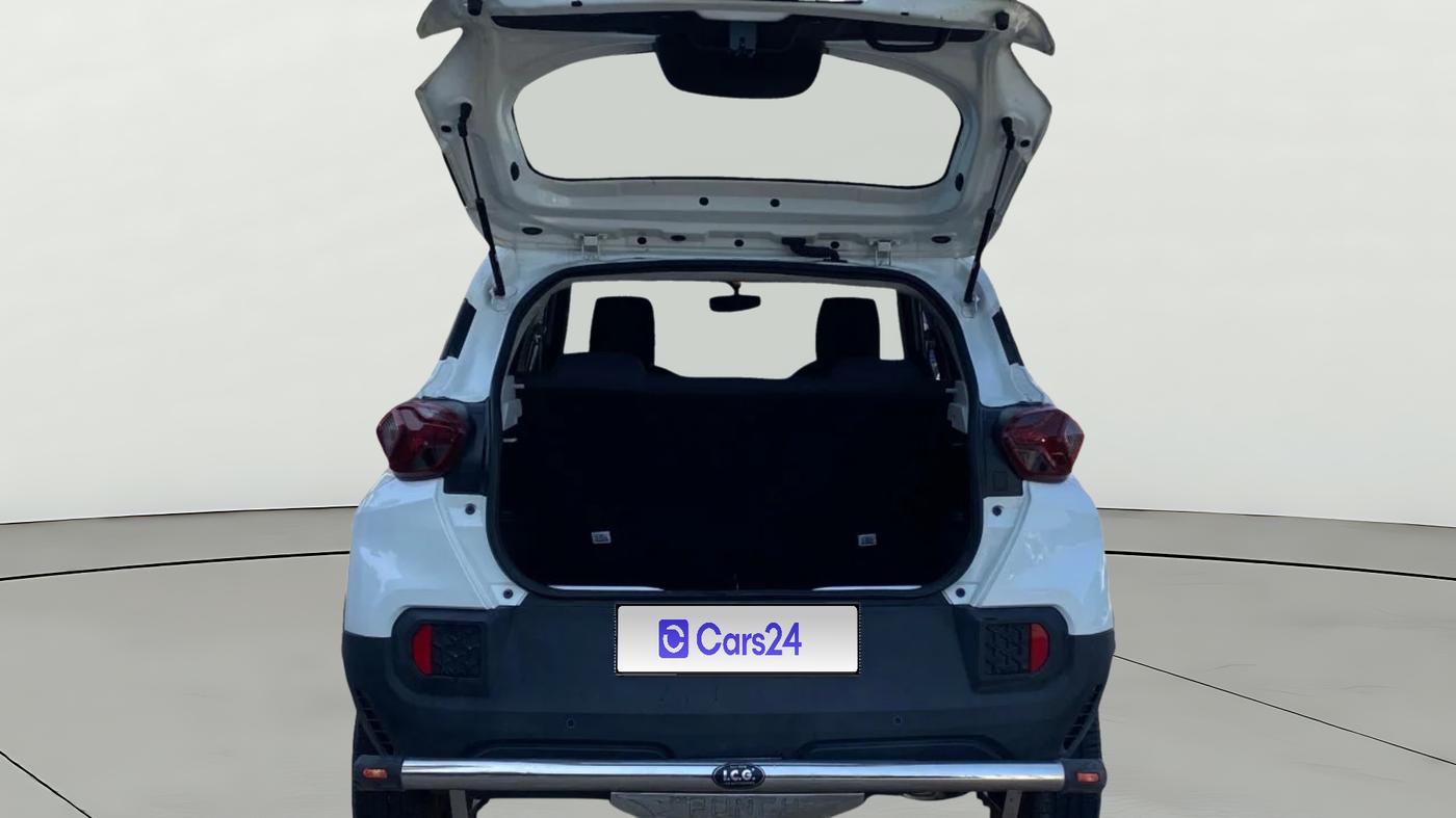 2024 Tata PUNCH PURE MT, Petrol, Manual, 5,461 km, Boot Door Open