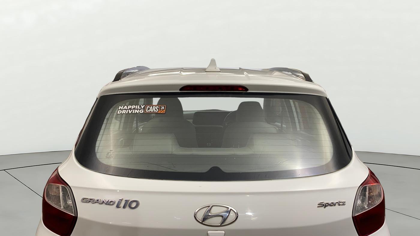 2021 Hyundai GRAND I10 NIOS SPORTZ 1.2 KAPPA VTVT, Petrol, Manual, 31,481 km, Rear Windshield