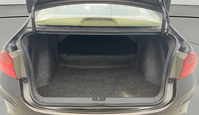 2015 Honda City 1.5L I-VTEC VX, Petrol, Manual, 56,967 km, Boot Open Zoomed View