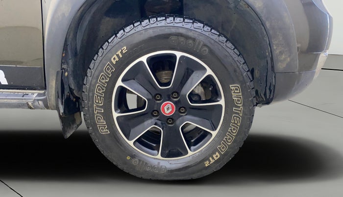 2017 Renault Duster RXS CVT, Petrol, Automatic, 68,204 km, Right Front Wheel