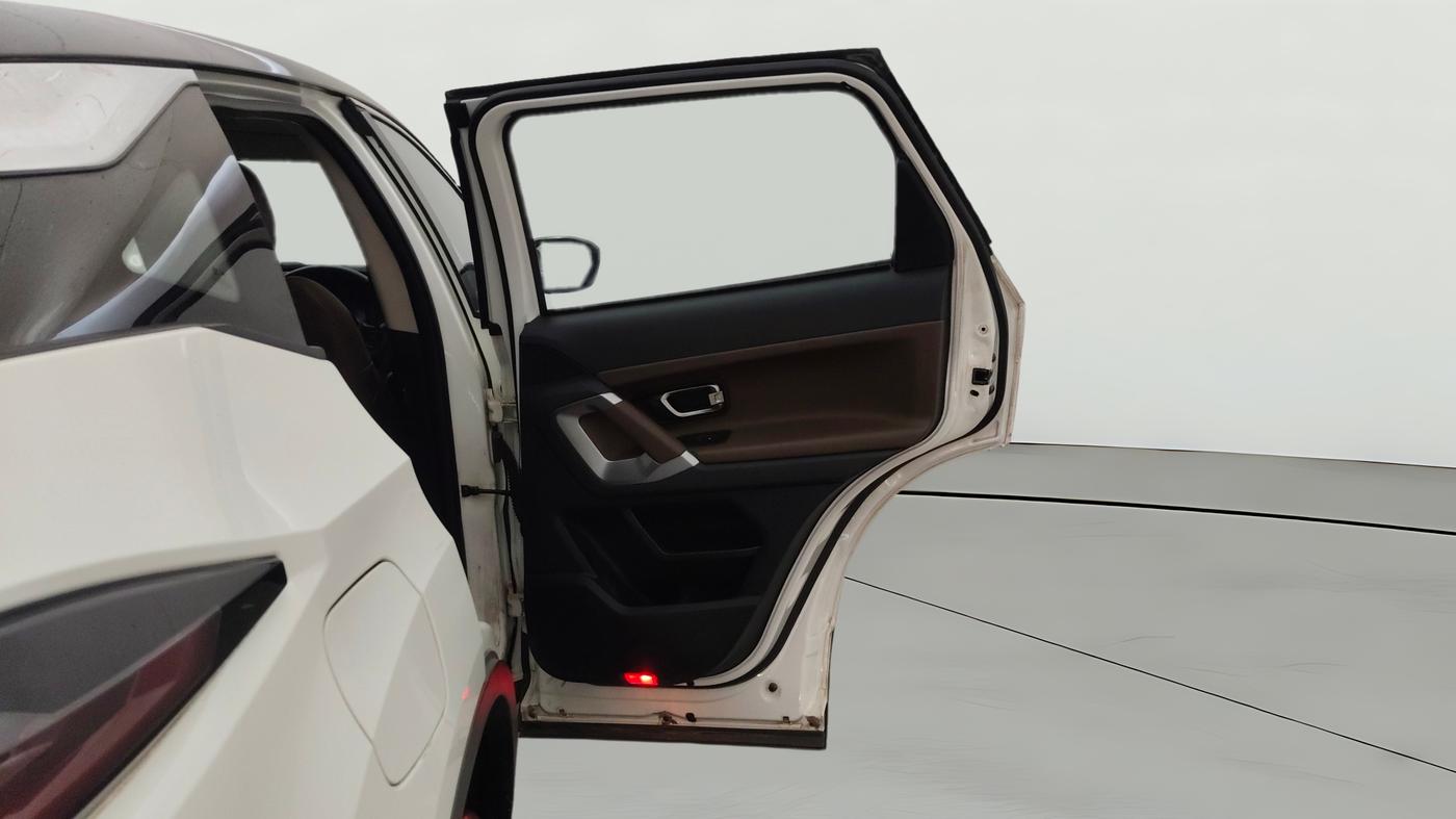 2020 Tata Harrier XZA PLUS 2.0L, Diesel, Automatic, 96,329 km, RHS Rear Door