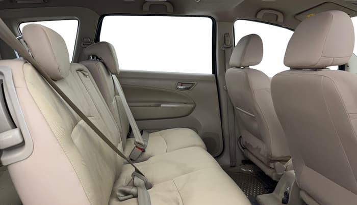 2017 Maruti Ertiga VXI, Petrol, Manual, 93,018 km, Right Side Rear Door Cabin