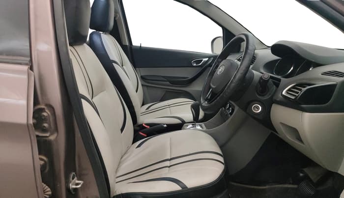 2018 Tata Tiago XZA PLUS PETROL, Petrol, Automatic, 1,04,525 km, Right Side Front Door Cabin