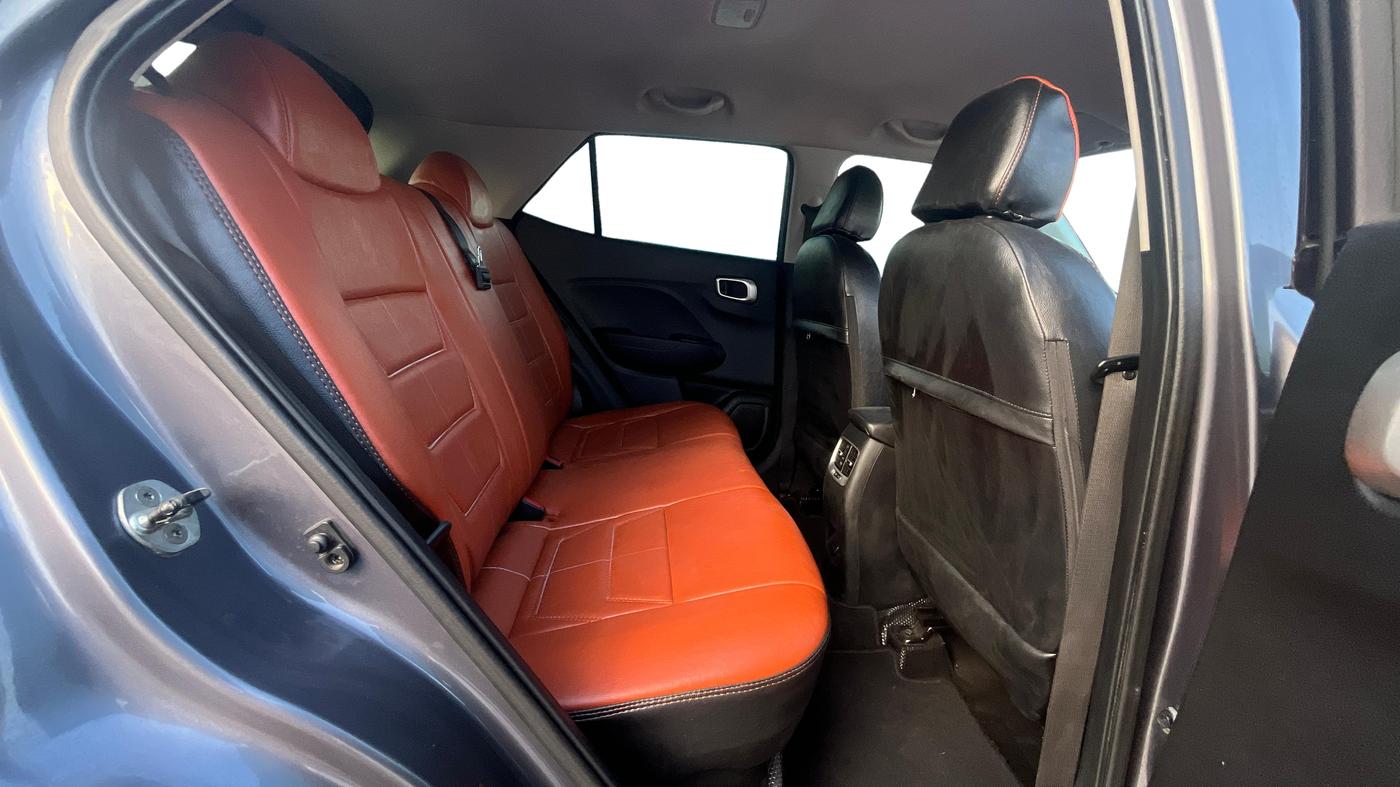 2019 Hyundai VENUE S 1.0 TURBO DCT, Petrol, Automatic, 64,135 km, Right Side Rear Door Cabin