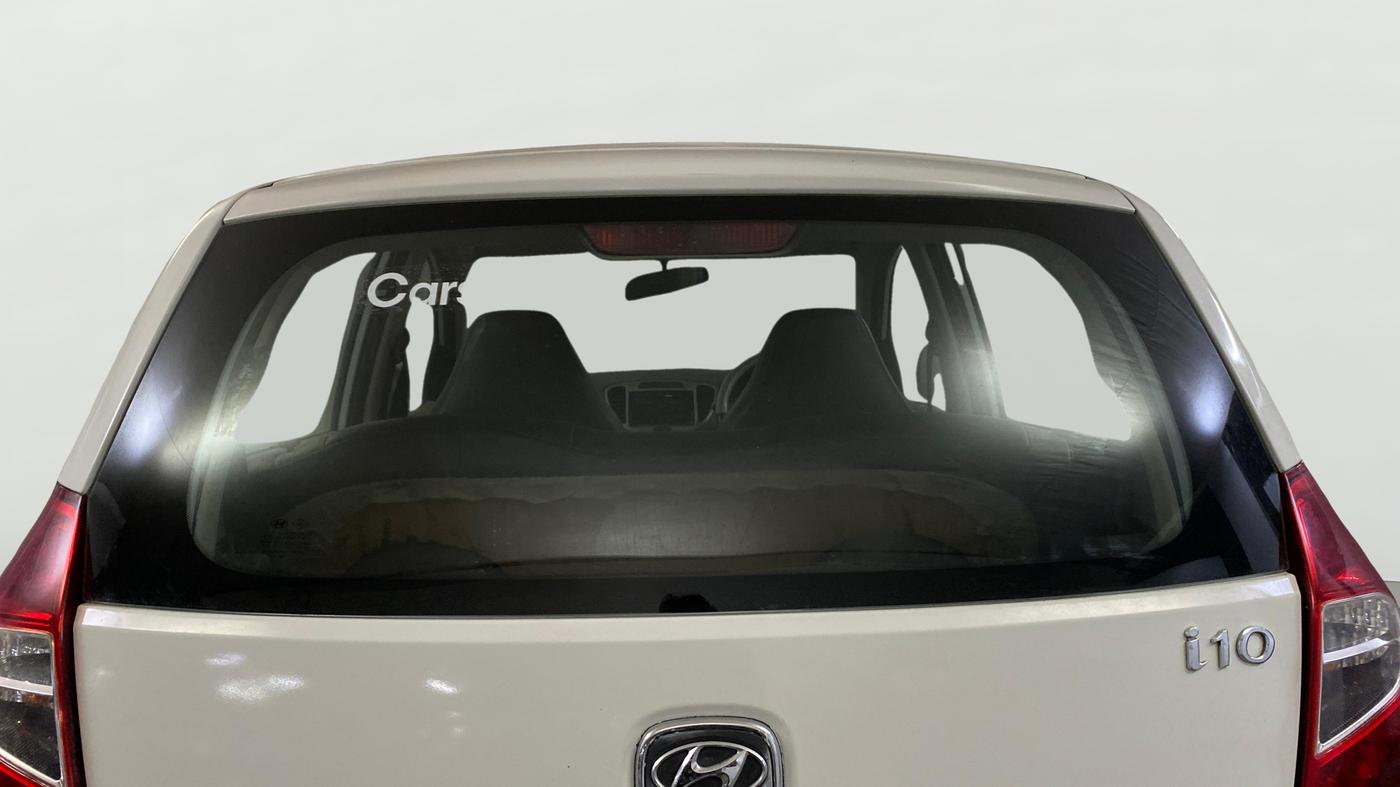 2015 Hyundai i10 MAGNA 1.1, CNG, Manual, 1,00,971 km, Rear Windshield