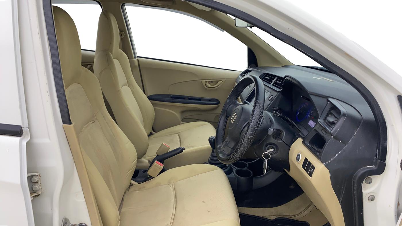 2017 Honda Amaze 1.2L I-VTEC E, CNG, Manual, 90,567 km, Right Side Front Door Cabin