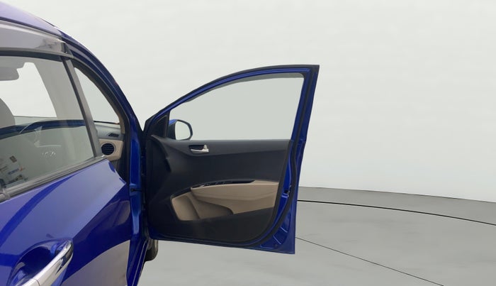 2015 Hyundai Xcent SX 1.2 (O), Petrol, Manual, 79,404 km, RHS Front Door