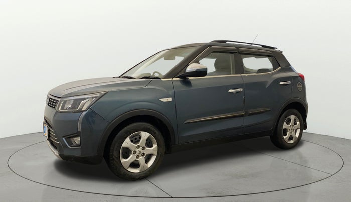 2022 Mahindra XUV300 W6 1.2 PETROL AMT, Petrol, Automatic, 44,310 km, Left Front Diagonal