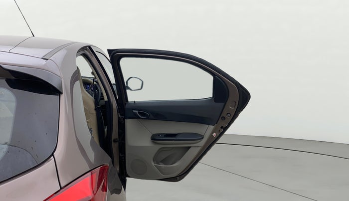 2017 Tata Tiago XTA PETROL, Petrol, Automatic, 1,03,193 km, RHS Rear Door