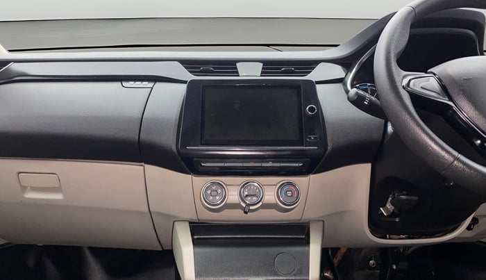 2021 Renault TRIBER RXT, Petrol, Manual, 28,491 km, Air Conditioner