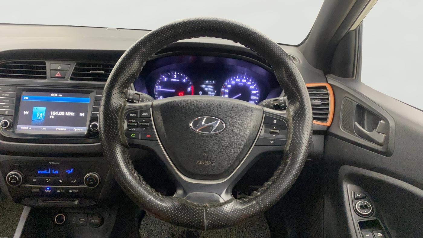 2015 Hyundai i20 Active 1.4 SX, Diesel, Manual, 91,393 km, Steering Wheel Close Up