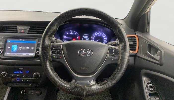 2015 Hyundai i20 Active 1.4 SX, Diesel, Manual, 91,393 km, Steering Wheel Close Up