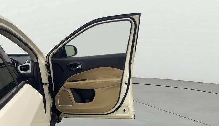 2017 Jeep Compass LONGITUDE (O) 2.0 DIESEL, Diesel, Manual, 68,398 km, RHS Front Door