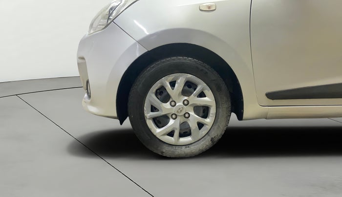 2017 Hyundai Grand i10 SPORTZ U2 1.2 CRDI, Diesel, Manual, 81,465 km, Left Front Wheel