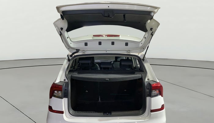 2022 Skoda KUSHAQ STYLE 1.5L TSI MT, Petrol, Manual, 21,417 km, Boot Open Zoomed View