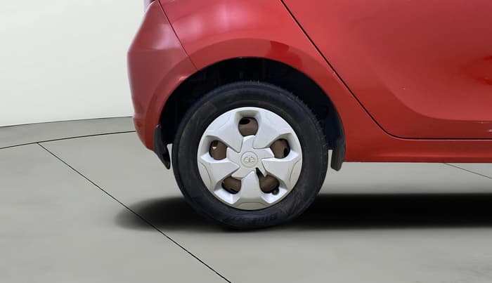 2018 Tata Tiago XZ DIESEL, Diesel, Manual, 1,02,782 km, Right Rear Wheel