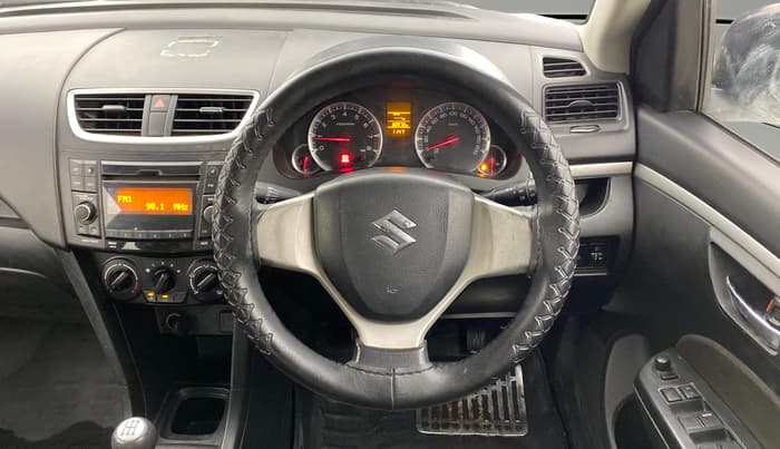 2015 Maruti Swift VXI, Petrol, Manual, 60,951 km, Steering Wheel Close Up