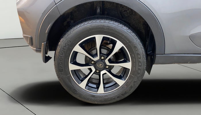 2020 Tata NEXON XZA PLUS (O) PETROL, Petrol, Automatic, 48,854 km, Right Rear Wheel