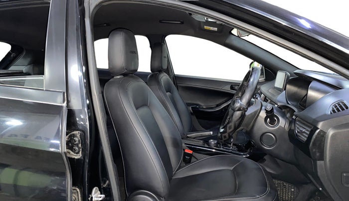 2023 Tata NEXON XZA PLUS PETROL DARK EDITION, Petrol, Automatic, 34,045 km, Right Side Front Door Cabin