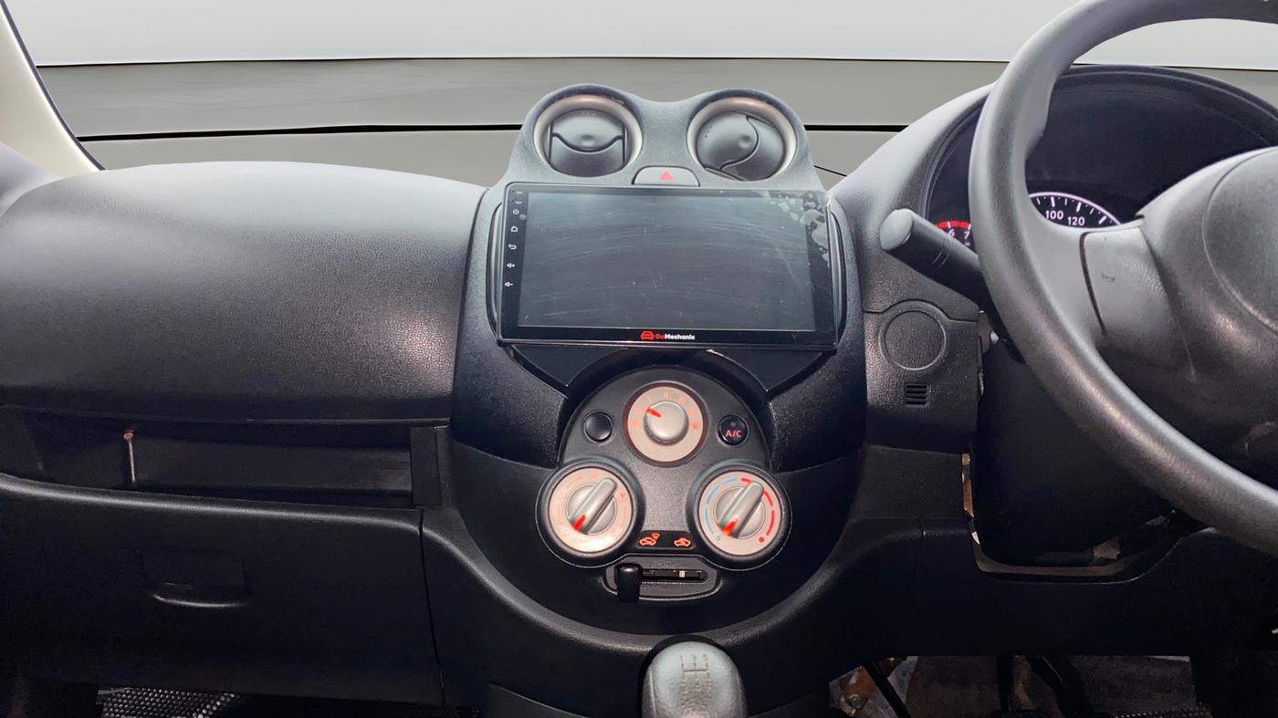 2017 Nissan Micra Active XV, Petrol, Manual, 24,783 km, Air Conditioner