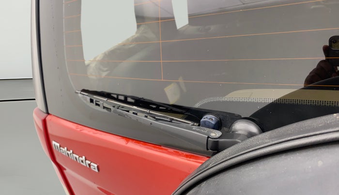 2017 Mahindra TUV300 T10, Diesel, Manual, 60,295 km, Rear Wiper