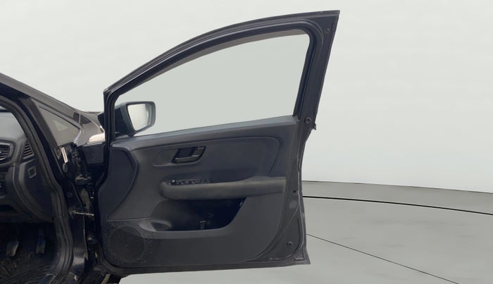 2022 Tata ALTROZ XZ PLUS PETROL DARK EDITION, Petrol, Manual, 80,230 km, RHS Front Door